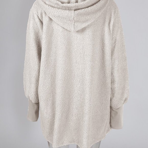 Women's Teddy Coat & Shorts Set - Picture 5 of 6